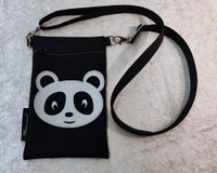 Heijastava kännykkäpussi Panda