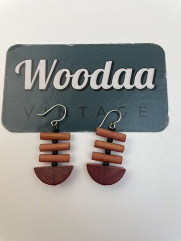 E439 Aarikka earrings