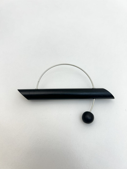 B422 Aarikka Ufo pin 