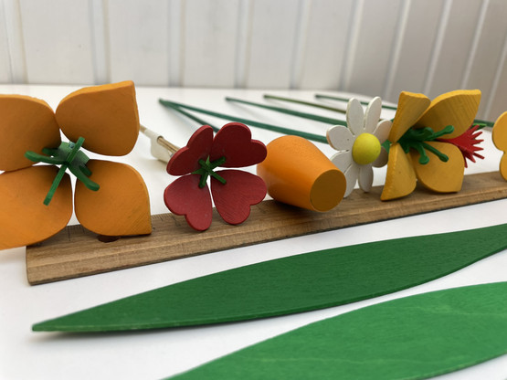 F366 Johan Puu kukkakimppu