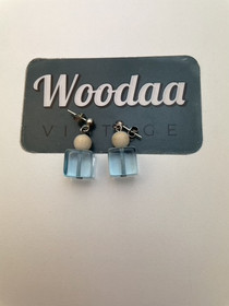 E522 Aarikka Earrings 