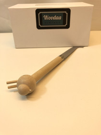 O16 Aarikka cheese knife with bird decoration