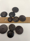 V37 Aarikkas wood buttons 