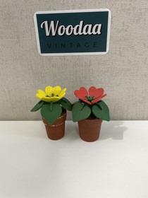 F242 Johan Puu small flowers