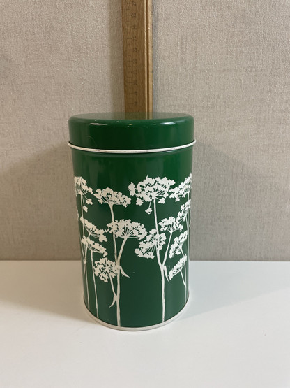 J44 Aarikka Niitty tin can