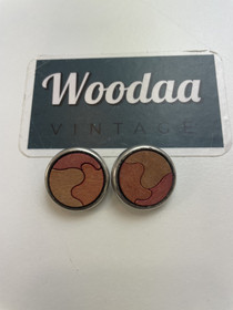 E285 Aarikkas Figura earrings