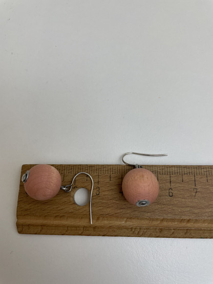 E287 Aarikkas Karpalo earrings