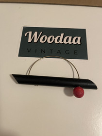 B313 Aarikka Ufo pin 