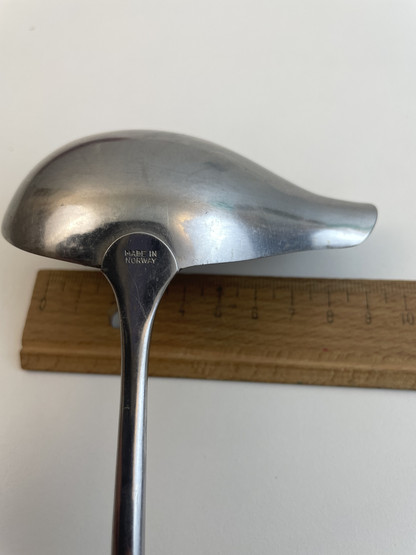 O54 Iso kastikekauha 