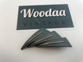 B330 Aarikka rintaneula