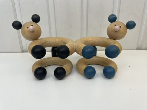 V133 Aarikkas teddies