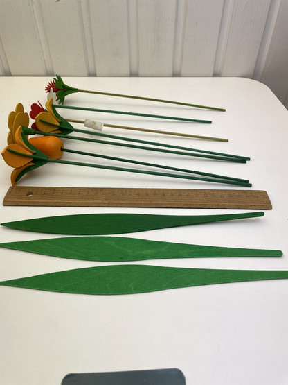 F366 Johan Puu kukkakimppu