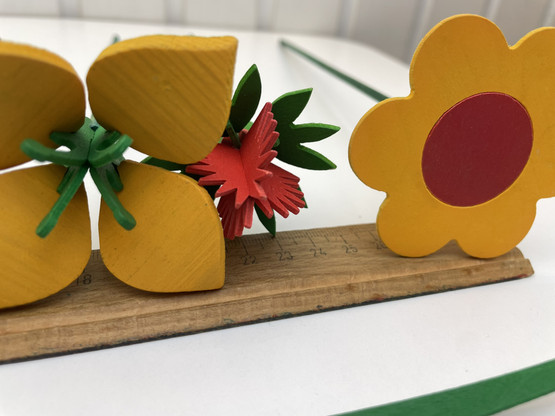 F366 Johan Puu kukkakimppu