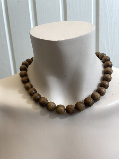 K505 Aarikkas old necklace