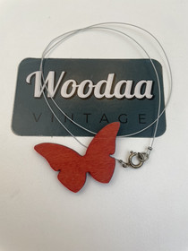 K547 Aarikan Sinisiipi kaulakoru