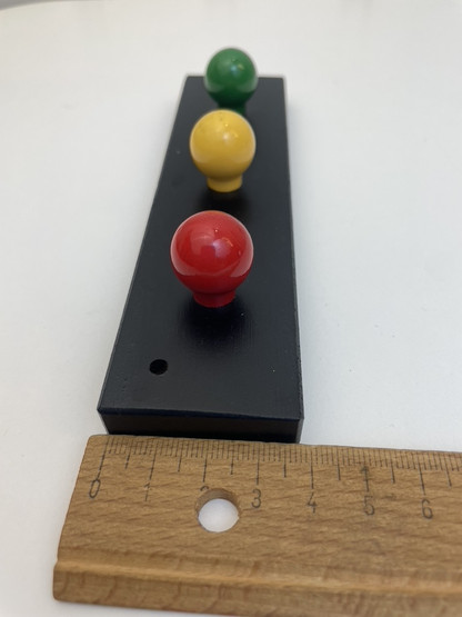 V164 Aarikan Puzzle seinänaulakko 