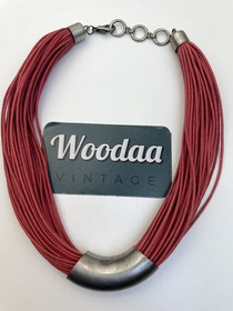 K559 Aarikan kaulakoru