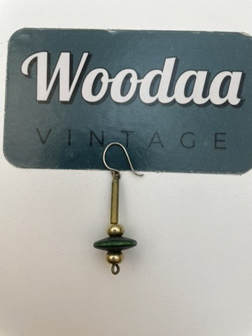 x61 Aarikkas odd earring 