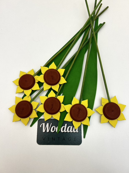 F352 Johan Puu Sunflowers