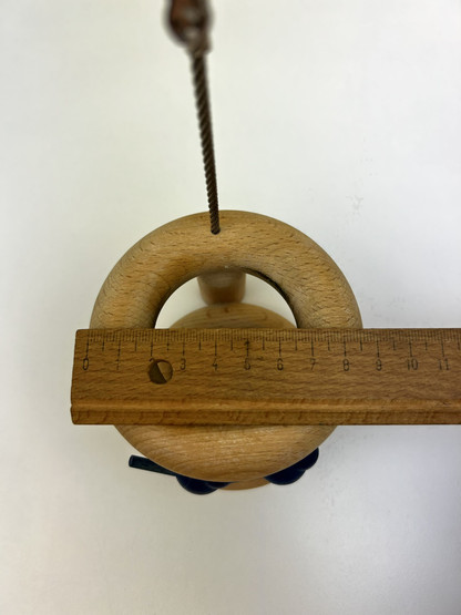 V132 Aarikkas Notepad holder