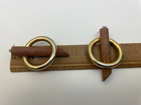 E411 Aarikkas earrings