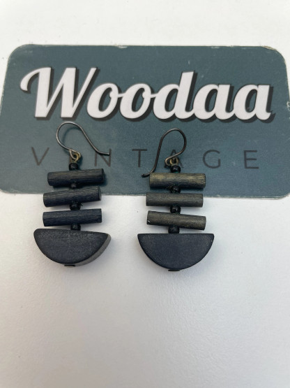 E421 Aarikka earrings