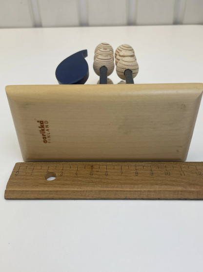 N209 Aarikka Liinakielo napkin stand