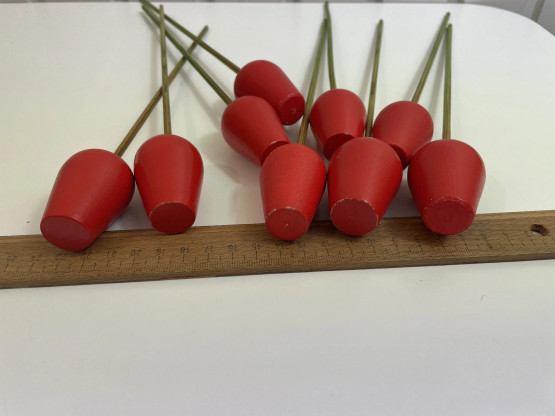 F340 Punaiset tulppaanit 9kpl