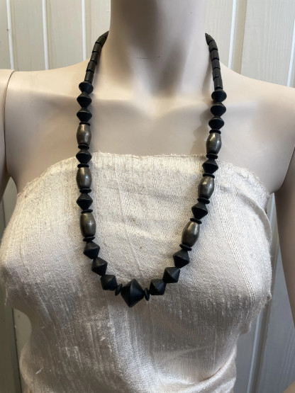 K589 Aarikkas necklace