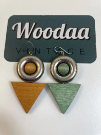 E394 Aarikkas earrings