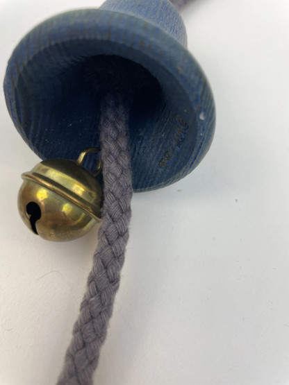 V133 Aarikka teddys and bell