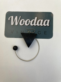 x70 Aarikkas odd earring 