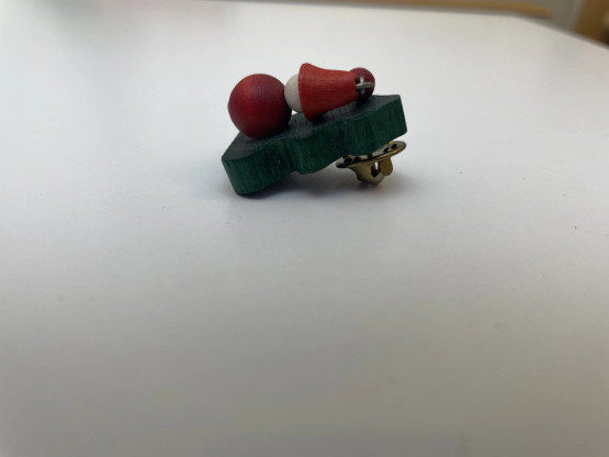 B409 Aarikka brooch, Christmas elf