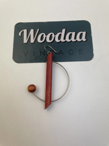 x65 Aarikkas odd earring 