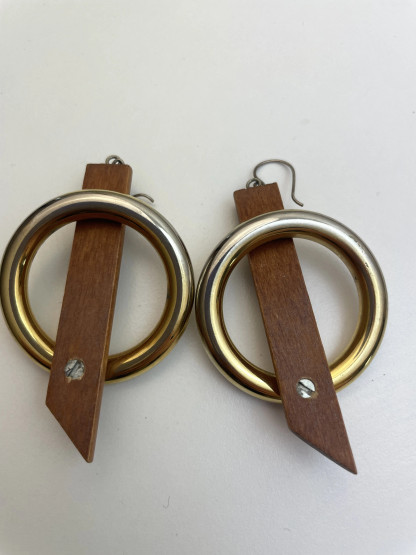 E411 Aarikkas earrings