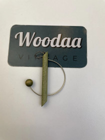 x68 Aarikkas odd earring 