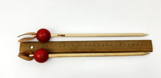 O56 Aarikkas christmas apple, Koristeomena 2 pcs