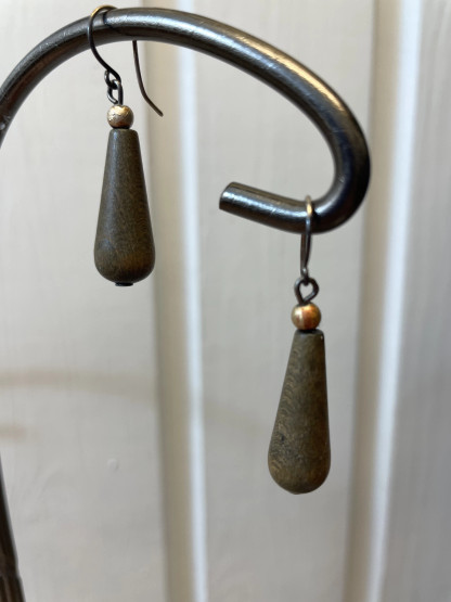 E424 Aarikka earrings