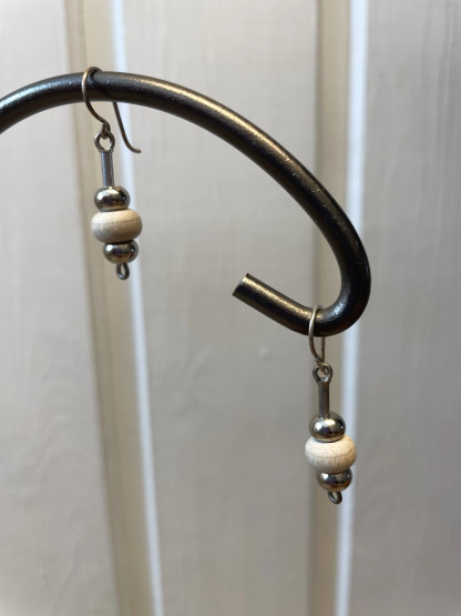 E410 Aarikkas Ripaska earrings