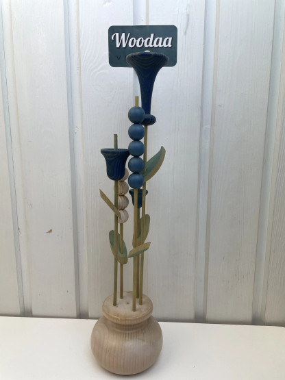 F356 Aarikka Tuliainen flower arrangement