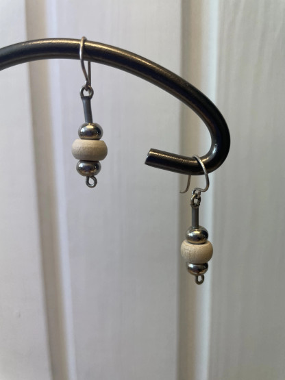 E448 Aarikkas Ripaska earrings