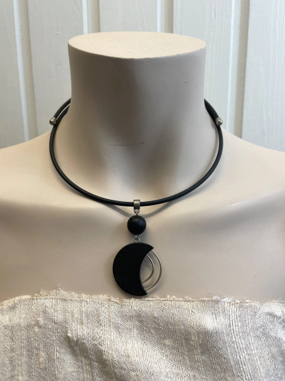K525 Aarikka necklace, Jami