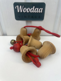 C173 Aarikkas christmas bells