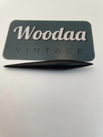 B462 Aarikan Sukkula rintaneula