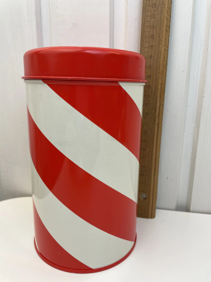 J71 Aarikka Riemuraita Tin Can