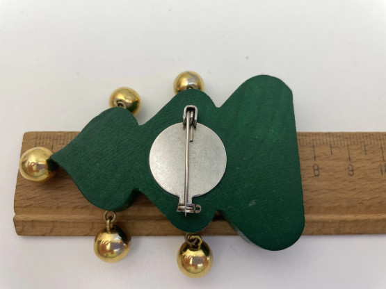 B446 Aarikka brooch, Christmas tree