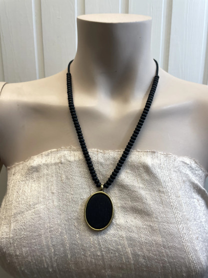 K520 Aarikkas necklace, Maaru