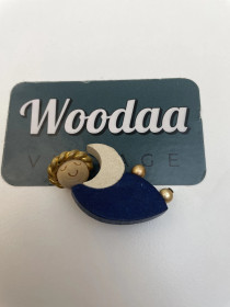 B426 Aarikka Valontuoja Brooch