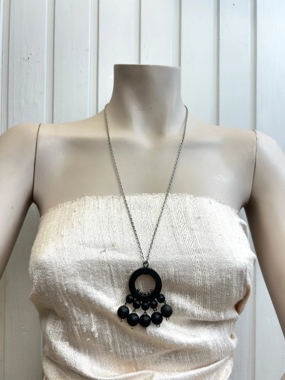 K498 Aarikkas Torikontti necklace