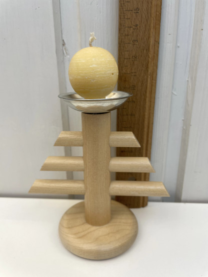 H317 Aarikkas Kuusipuu candlestick